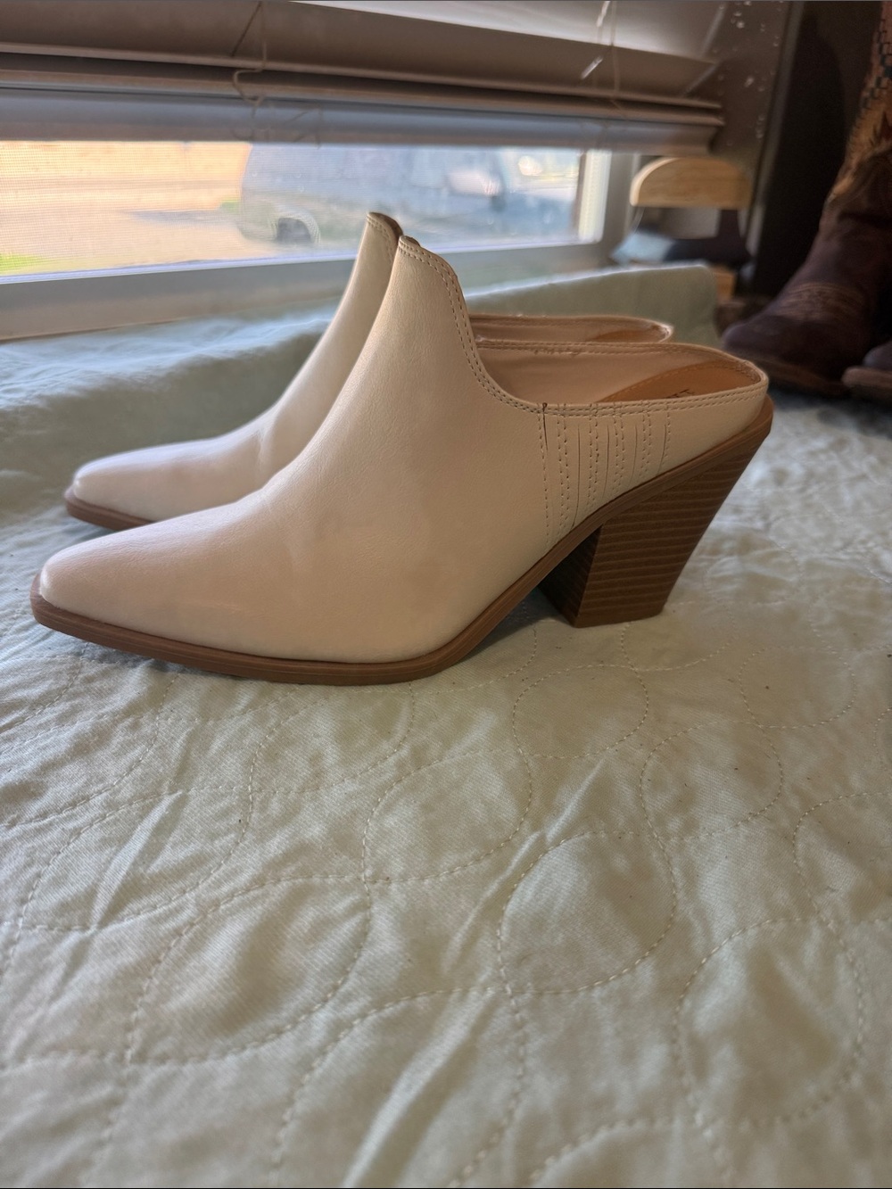 Indigo Cream Slip-On Block Heel Mules